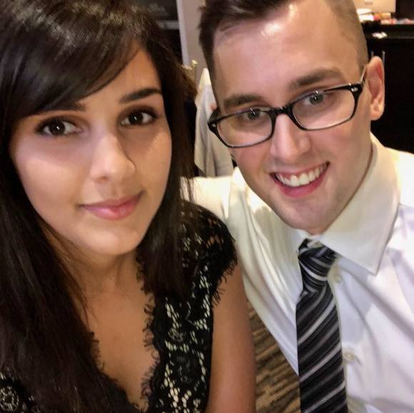 Meet your Posher, Alexandra - Picture 1 of 1
